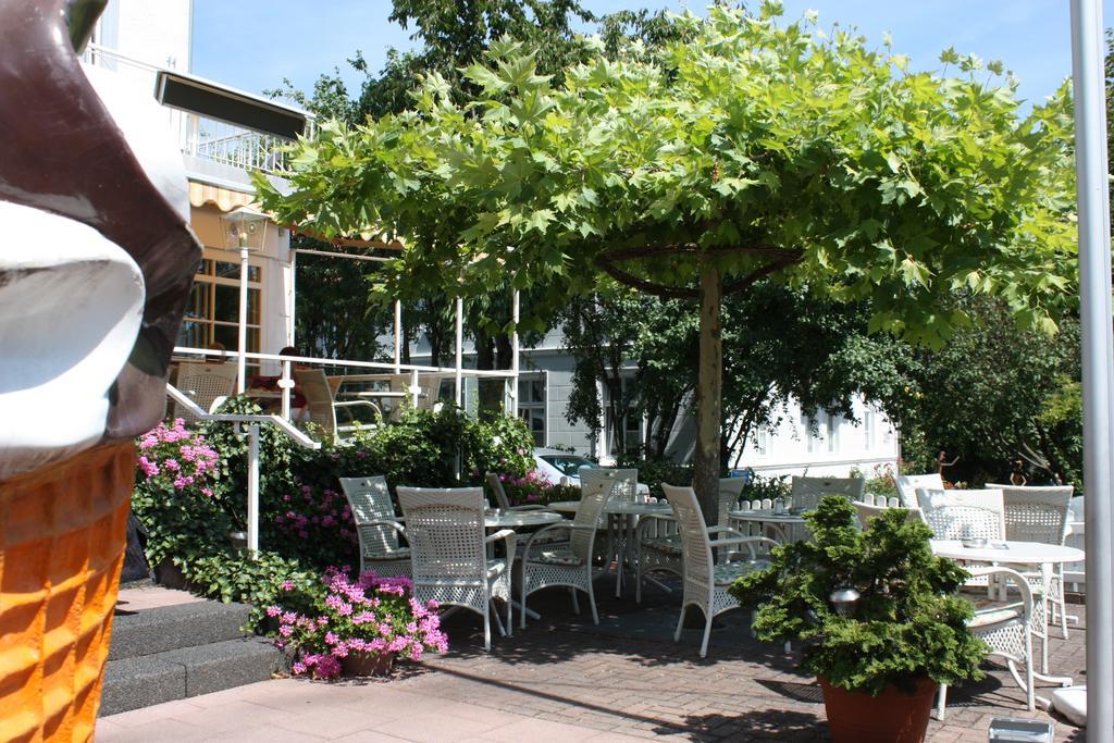 Hotel Alleeschloesschen Бад-Вильдунген Экстерьер фото
