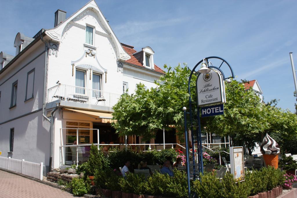 Hotel Alleeschloesschen Бад-Вильдунген Экстерьер фото